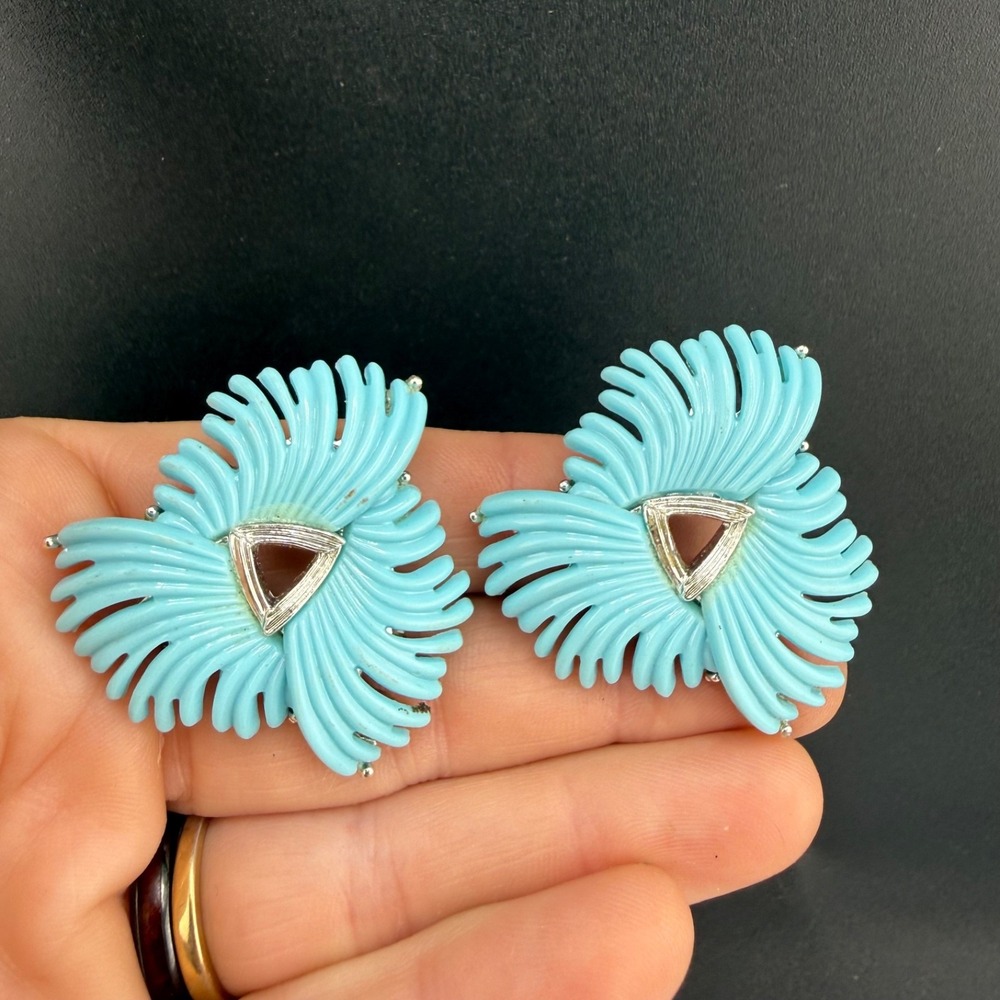 Vintage Lisner Clip On Earrings Blue Flamingo Silver Tone Signed MCM 30632